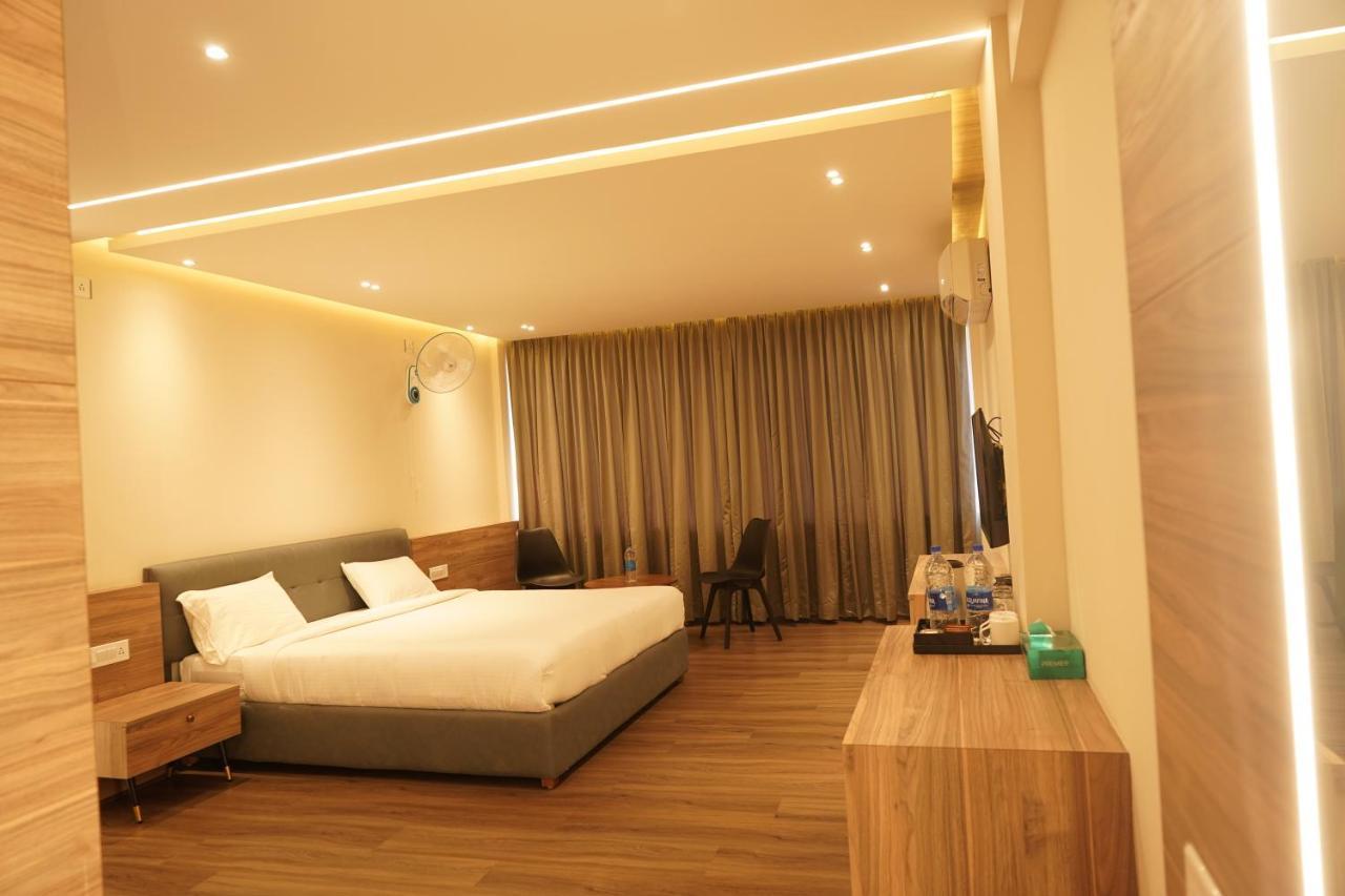 Hotel Bekal International Касарагод Экстерьер фото